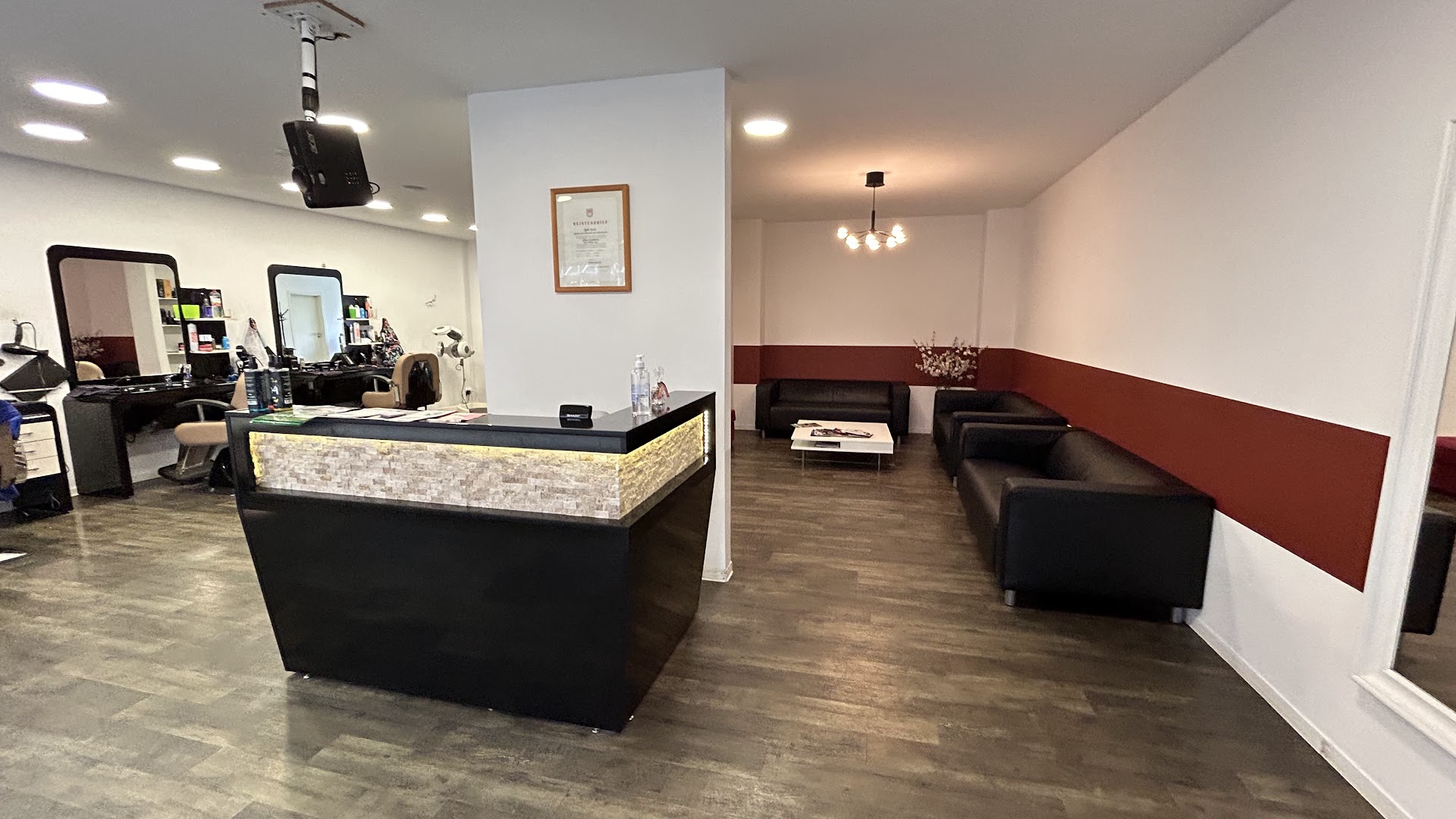 Atmosphäre im Salon Ihr Figaro Schützenstraße Kaltenkirchen